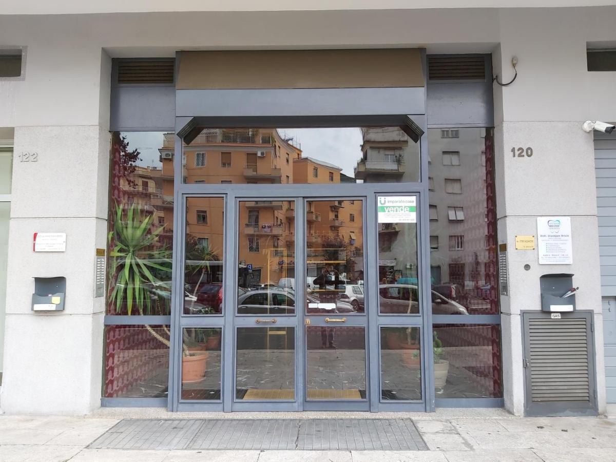 Cornelius Roma Room Exterior photo